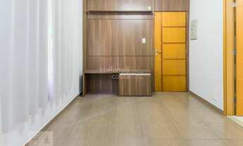 Imagem 1: REFORMADO Apartamento com 2 dormitórios