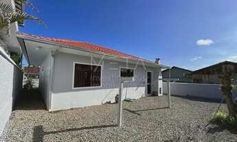 Imagem 4: Casa para venda possui 302 metros quadrados com 2 quartos em Itajubá - Barra Velha - SC