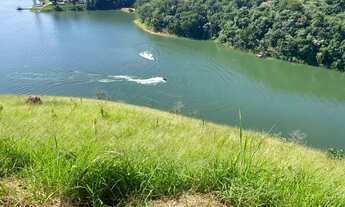 Imagem: Terreno pé na água o melhor