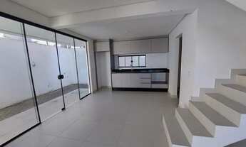 Imagem 5: Casa para aluguel possui 120 metros quadrados com 3 quartos em Rio Tavares - Florianópolis