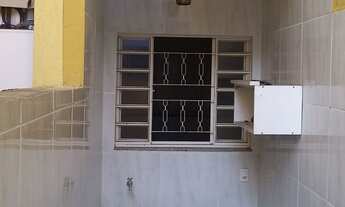 Imagem 2: Casa de vila a venda na rua do Governo 193