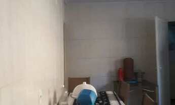 Imagem 3: Vendo excelente terreno com duas casas