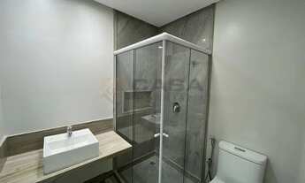 Imagem 4: SHCasa de condomínio para venda possui 256 metros quadrados com 4 quartos