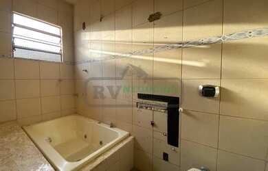 Imagem 5: )(- Ótima casa individual e documentada com 2 quartos em São Pedro