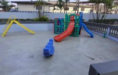 Imagem 4: Apartamento com sacada, 01 vaga de garagem, mobiliado, com vista livre, fica no centro da