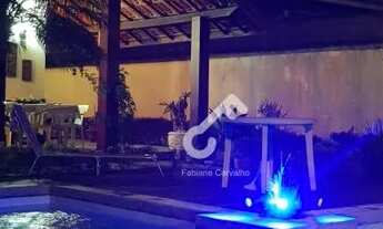 Imagem 4: VILAS DO ATLÂNTICO, L de Freitas. Duplex num estilo clássico, cond fechado com infraestrut