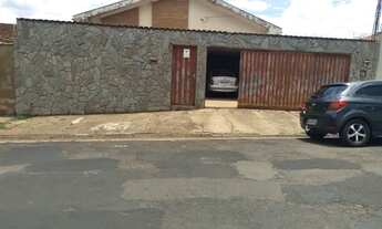 Imagem 4: Vende-se Casa Grande em Bairro Nobre