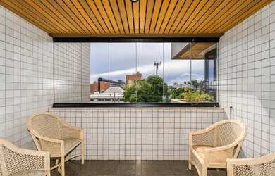 Imagem 4: Maravilhoso  Apartamento em região privilegiada no Batel, 1 por andar!