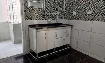 Imagem 2: Apartamento para venda com 2 dormitórios e 1 suíte, de frente para a rua em Santos - SP