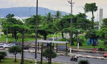 Imagem 1: EM FRENTE À PRAIA / PARQUE EMISSÁRIO: Apartamento de 1 dormitório (suíte) com vaga de gara