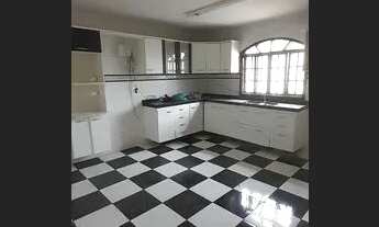 Imagem: Casa com Três quartos no Raul Veiga / SG