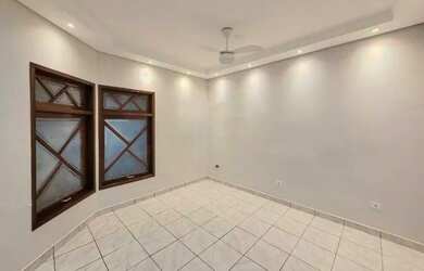 Imagem 3: Sobrado em Condomínio no Jd. Califórnia em Jacareí-SP - Permuta!!!