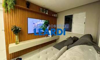 Imagem: APARTAMENTO - VILA MONTE SERRAT - SP