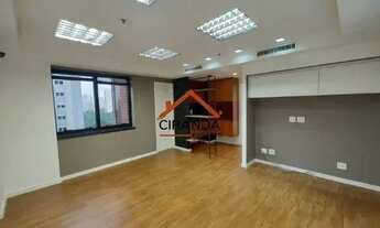 Imagem: Espaço Corporativo Sofisticado na Avenida