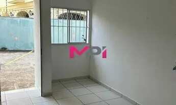 Imagem: CASA COM ENTRADA COMPARTILHADA PARA LOCAÇÃO