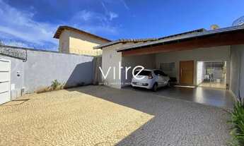 Imagem: Casa à venda no bairro Carajás em Uberlândia