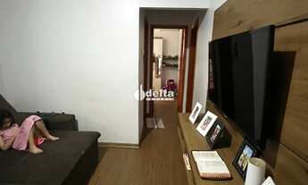 Imagem 2: Casa residencial com 2 quartos disponível para venda no bairro Jardim Europa em Uberlândia