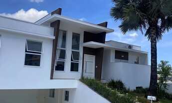 Imagem: Residência Exclusiva com Luxuoso Jardim