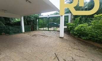 Imagem 2: Casa com 4 Quartos e 3 banheiros à Venda, 366 m² por R$ 1.500.000