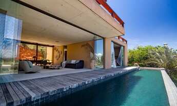 Imagem: Mansão com vista e piscina cinematográfica