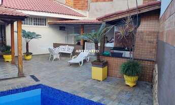 Imagem 2: Casa Parque Castelo, 3 suítes, piscina, garagem 2 carros