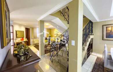 Imagem 4: Sobrando no Jardim américa - Terreno 381,85m² area construida 258,76m²