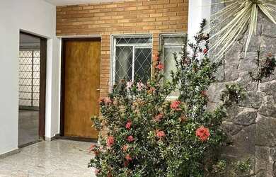 Imagem 2: Casa para Locação Comercial no Bairro Parque Terranova, em Valinhos!