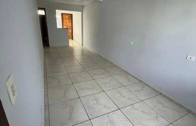 Imagem 3: Linda residencia com 02 quartos e amplo lote em Uvaranas !!