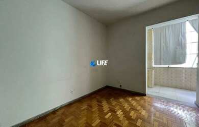 Imagem 2: Condomínio Edifício Paraopeba: Apartamento de 01 quarto com 65m² excelente localização no