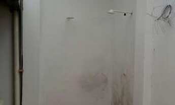 Imagem 2: Casa para alugar com dois quartos, murada, toda lajotada e forrada