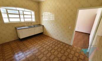 Imagem 2: Casa para Venda em Praia Grande, Solemar, 3 dormitórios, 1 suíte, 1 banheiro, 3 vagas