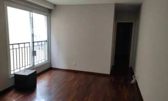 Imagem: Moderno, claro, com sacada, ao lado do Hospital