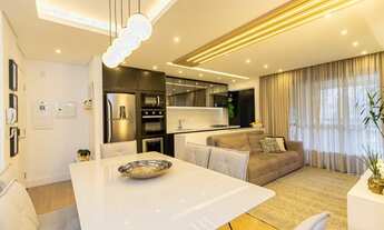 Imagem 4: Apartamento para venda possui 125 metros quadrados com 3 quartos em Água Verde - Curitiba