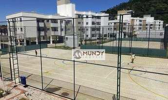 Imagem 3: Condominio com piscina