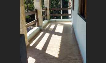 Imagem 3: Casa de condomínio para venda possui 200 metros quadrados com 3 quartos