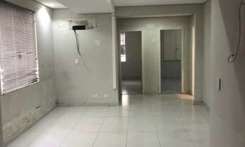 Imagem 2: Casa para venda com 180 metros quadrados com 4 quartos em Centro - Curitiba - PR