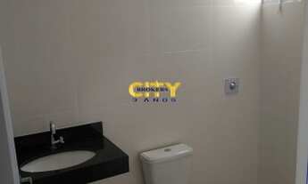 Imagem 7: Casa térrea e individual com 2 quartos no piso porcelanato com quintal