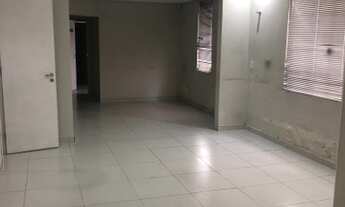 Imagem 6: Casa para venda com 180 metros quadrados com 4 quartos em Centro - Curitiba - PR