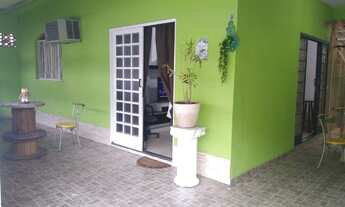 Imagem 2: Casa com Quintal em Condomínio (a 500 m da Est. Iaraquã)! Imperdível!!