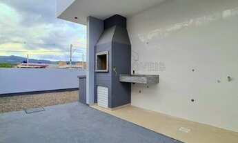 Imagem 7: Casa de 3 Quartos com Quintal Amplo