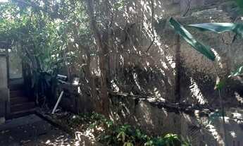 Imagem 4: Casa para Venda em Taubaté, Centro, 4 dormitórios, 2 banheiros, 2 vagas