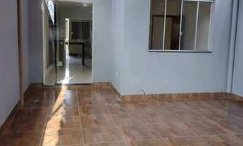 Imagem: Casa em Rua Pública