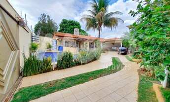 Imagem 4: Sobrado para venda tem 485 metros quadrados com 4 quartos em Setor Bueno - Goiânia - GO