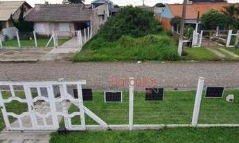 Imagem 3: Sobrado três dormitórios no Centro de Imbé- RS