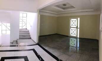 Imagem 7: Casa de condomínio sobrado para aluguel tem 520 metros quadrados com 6 quartos