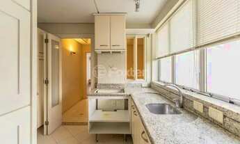 Imagem 2: Apartamento para venda tem 73 metros quadrados com 2 quartos em Floresta - Porto Alegre