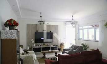 Imagem 2: Casa para Aluguel - Vilamar, 5 Quartos, 214 m2