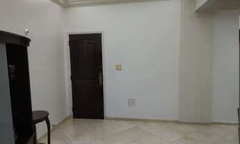Imagem 6: A MEIA QUADRA DA PRAIA!!! Excelente Apartamento reformado, sacada na suíte, ACEITA PERMUTA