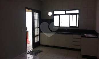 Imagem 8: LINDA CASA PARA LOCAÇÃO COM 3 VAGAS DE CARRO E AREA GOURMET