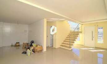 Imagem 7: Sobrado novo no Tingui, 203 m2 , 3 Suítes. Terraço amplo c/ churrasqueira